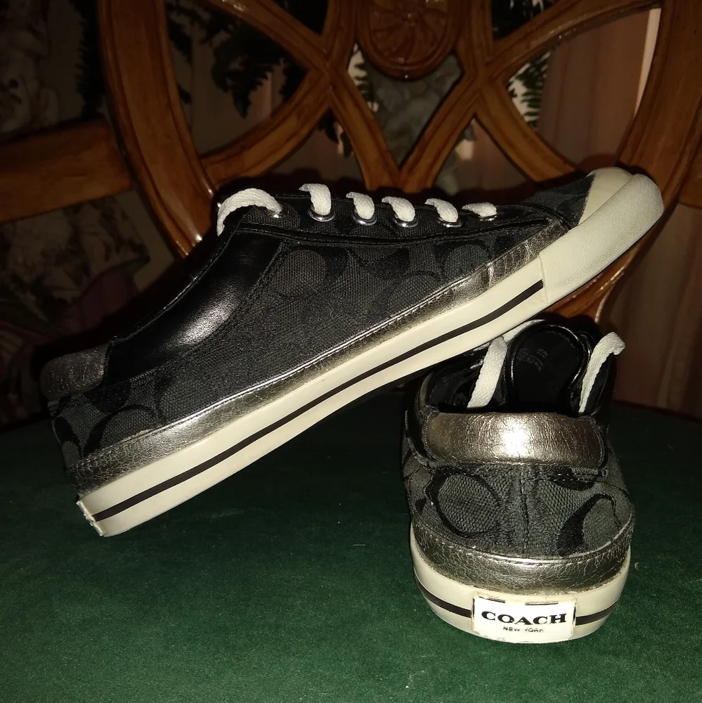 Coach Shoes - Picture 2 of 6